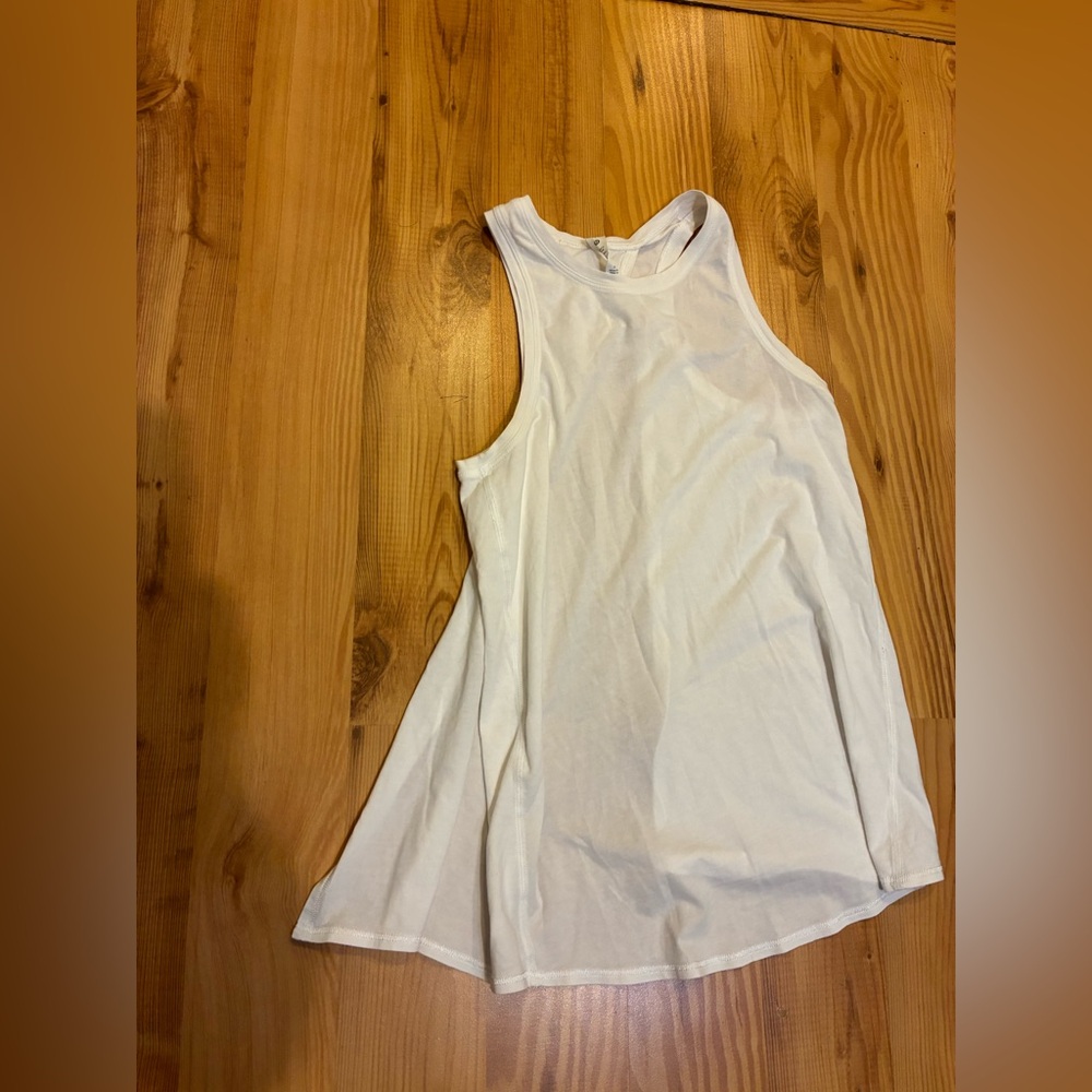 Lululemon Sz 0 White open Swing Tank Top